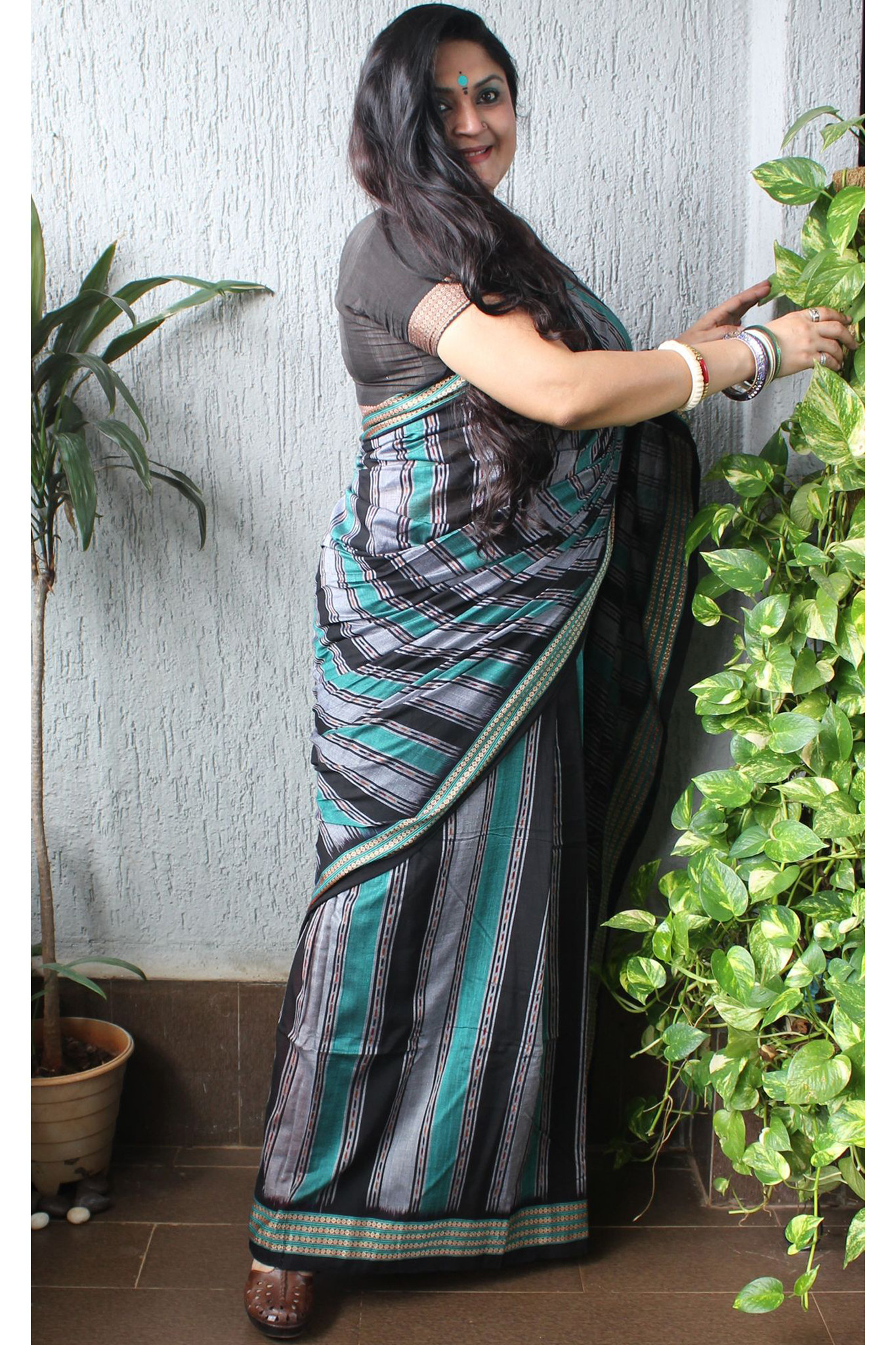 Black Ikkat Sambalpuri Cotton Saree | A071802550 – Priyadarshini Handloom-hancorp34.com.vn